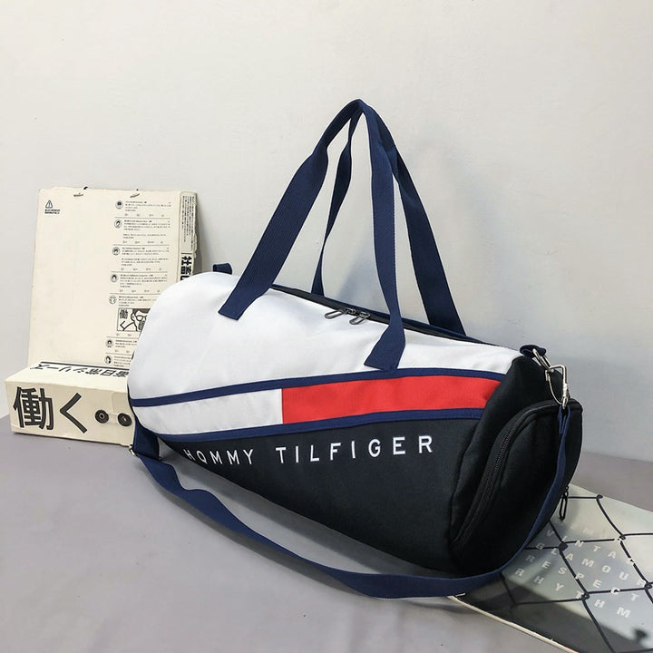 Damer Sporty Reiseveske med romslig design og justerbar skulderrem Skanto