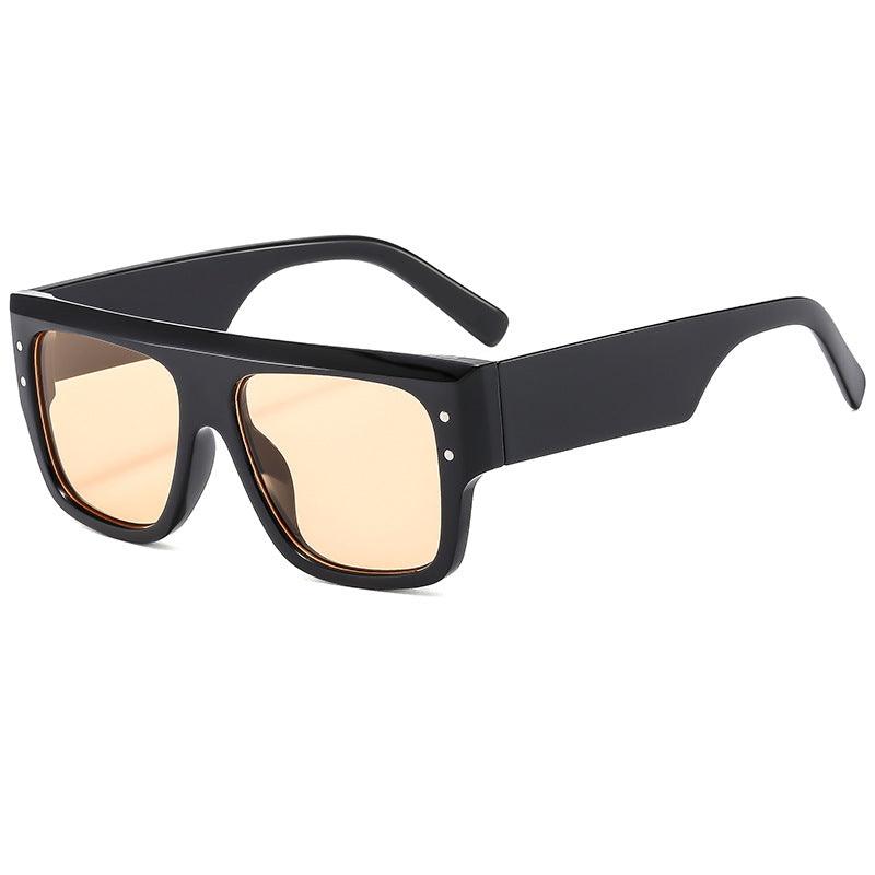 Women's fashionable sunglasses with rectangular frame and polarized lenses Skanto