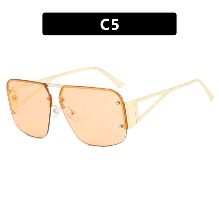 Dame futuristisk solbrille med firkantet ramme og speilende glass Skanto