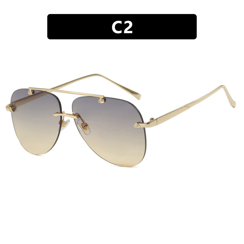 Women's elegant pilot sunglasses with UV protection and reflective lenses Skanto