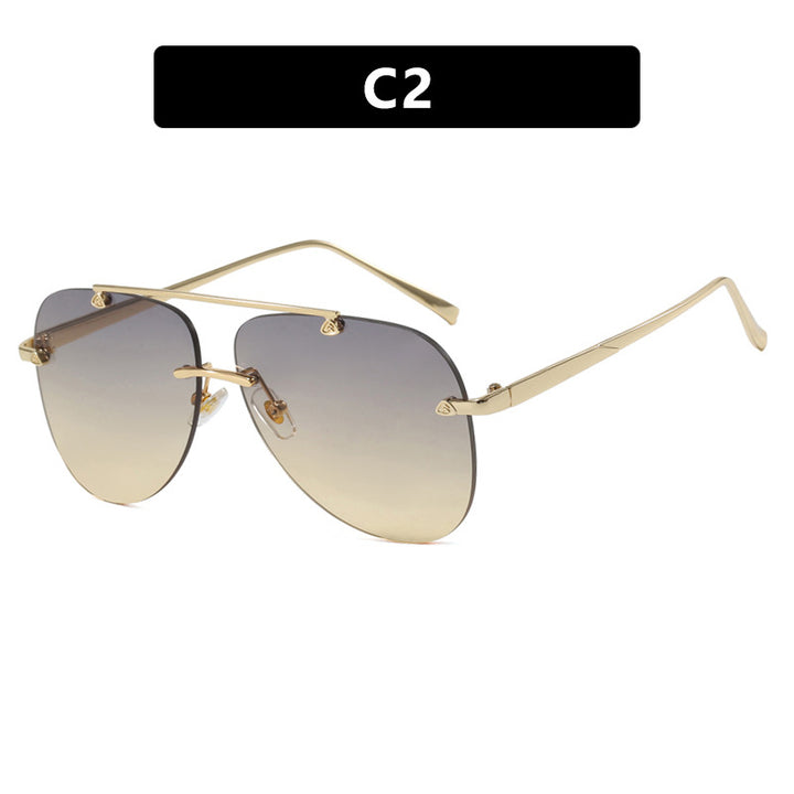 Women's elegant pilot sunglasses with UV protection and reflective lenses Skanto