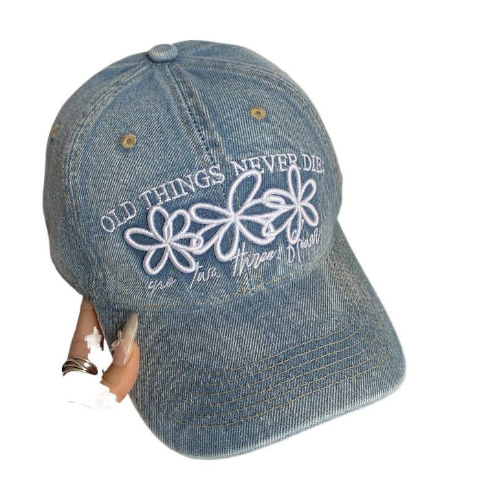 Kvinnens broderte denim caps Skanto