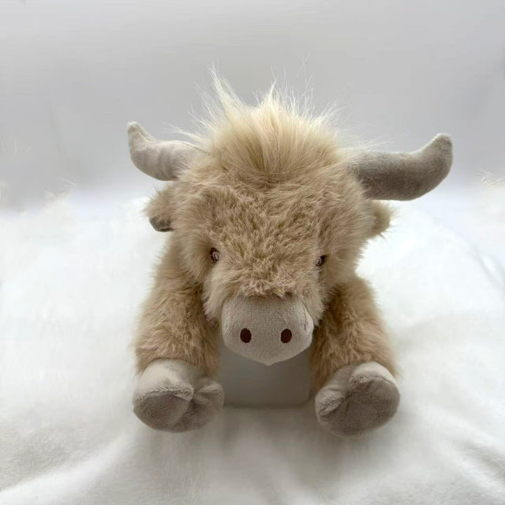 Norvo | Fortryllende Highland Cattle Kosedyr med Fluffy, Rustikk Sjarme