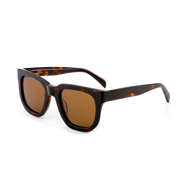 Dame trendy solbriller med robust plastramme og brune glass Skanto