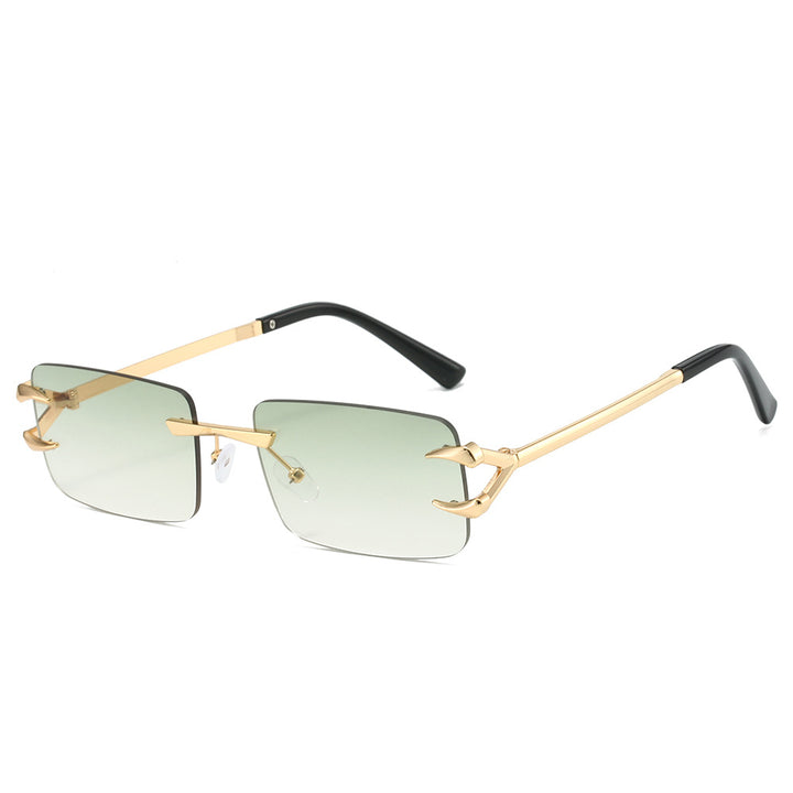 Women's futuristic sunglasses with innovative frame and weather-resistant lenses Skanto