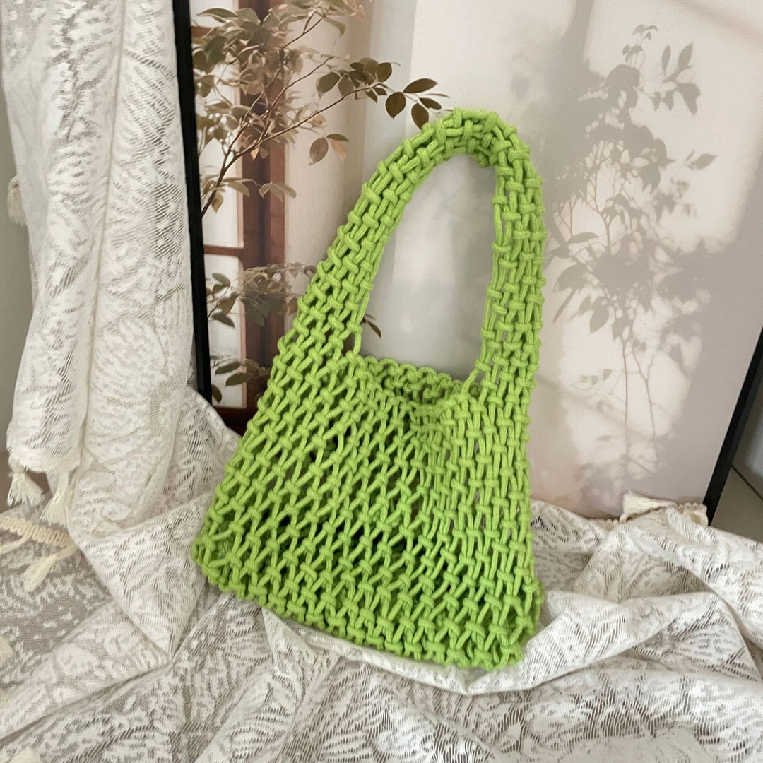 Håndflettet bæretaske med unikt design Skanto