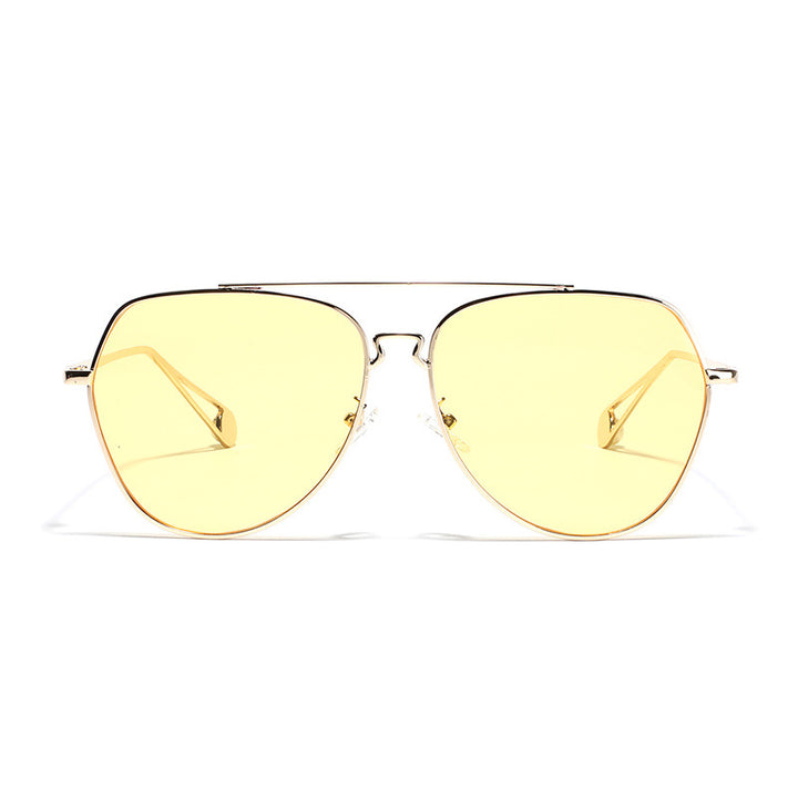 Dame aviator solbriller med polariserte linser og elegant metallramme Skanto