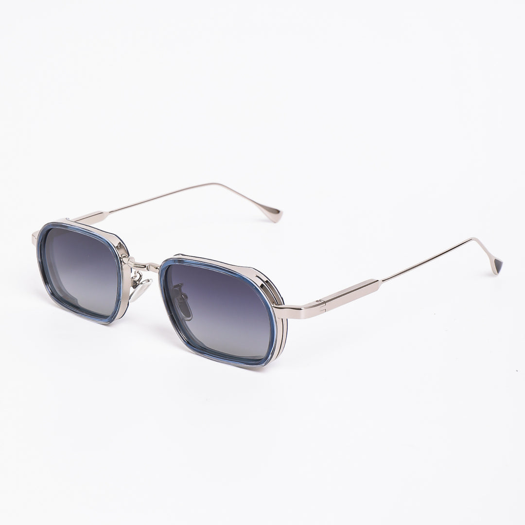 Dame moteriktig solbrille med robust metallramme og trendy glass Skanto
