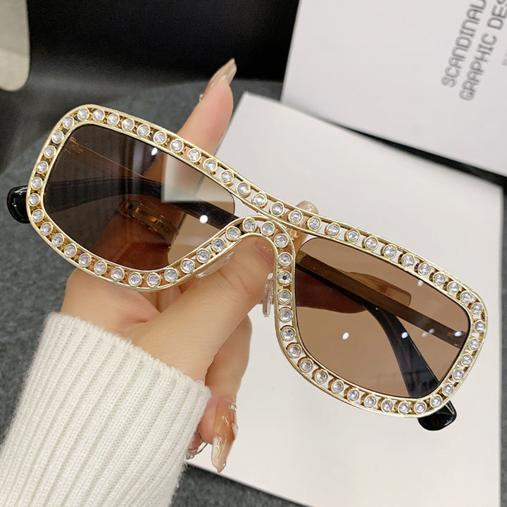 Dame Glamorøs solbrille med glitrende krystallakenter Skanto