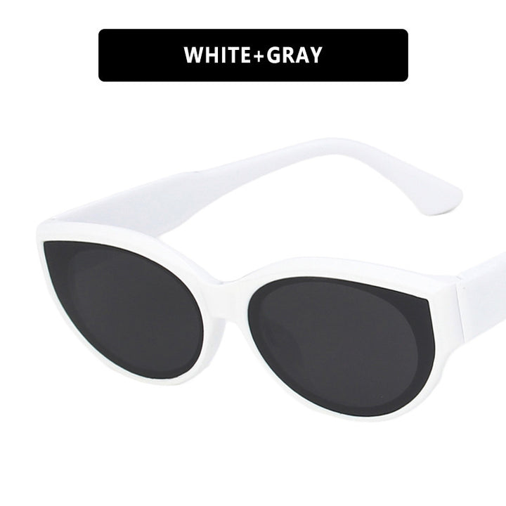 Women's Cat-Eye Sunglasses with Stylish Leopard Print and UV Protection Skanto