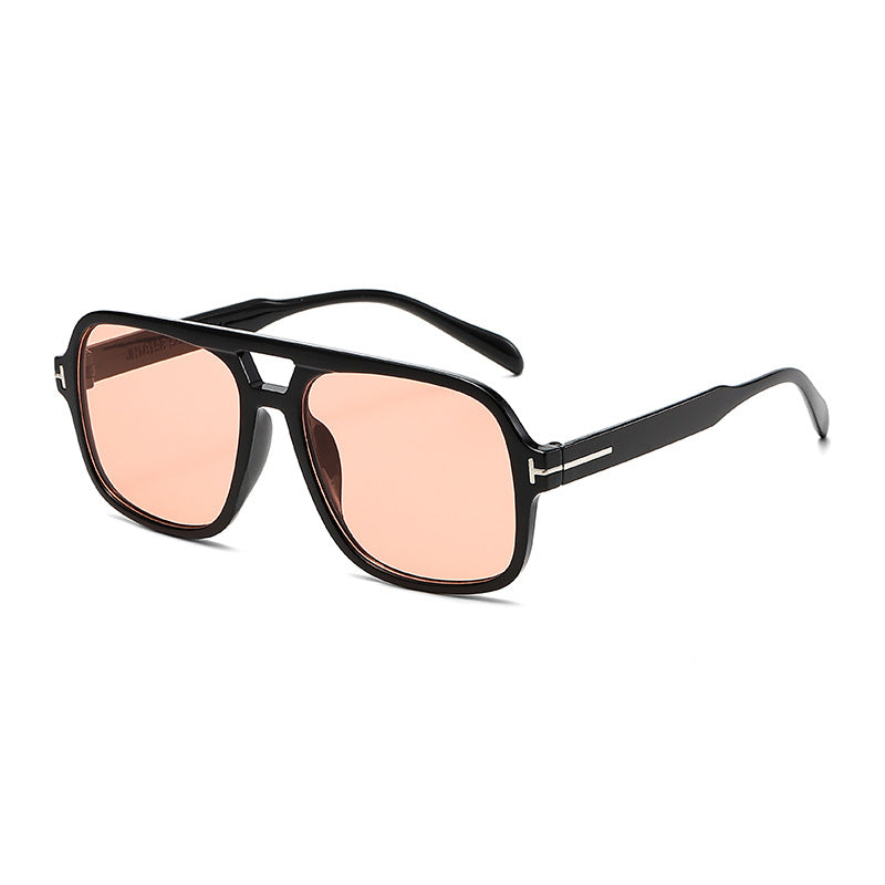 Dame Modischer quadratischer Solbrille med robust ramme Skanto