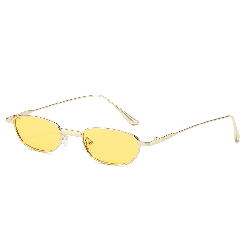 Damer elegant og minimalistisk solbrilleramme Skanto