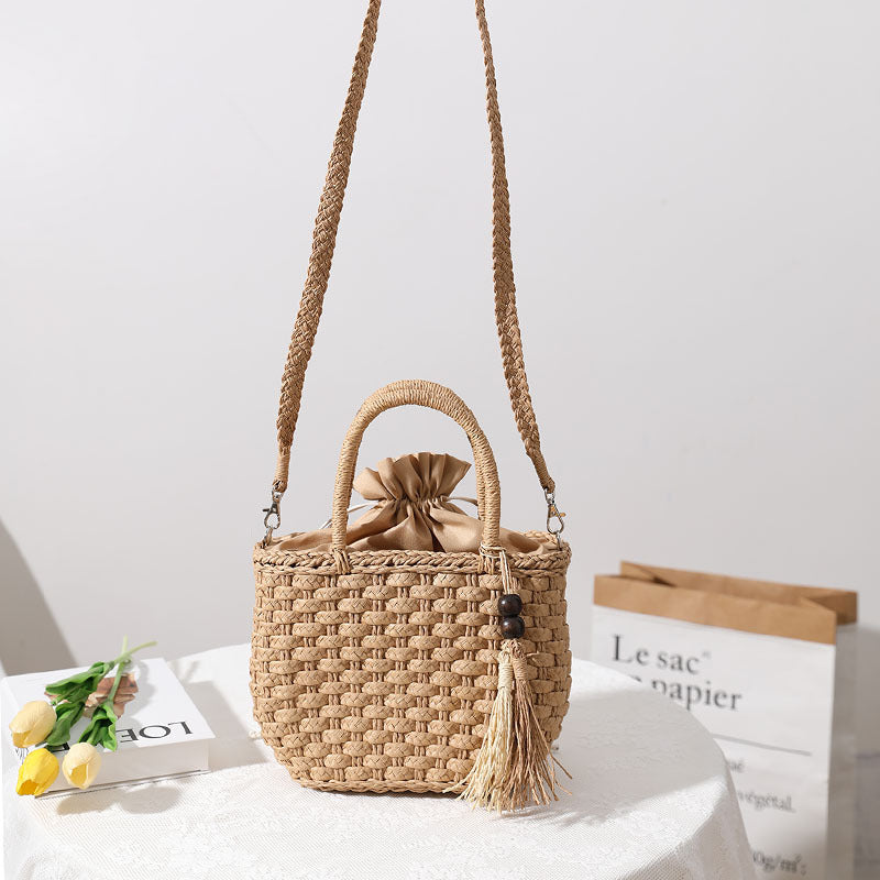 Handmade macrame tote bag with decorative string Skanto