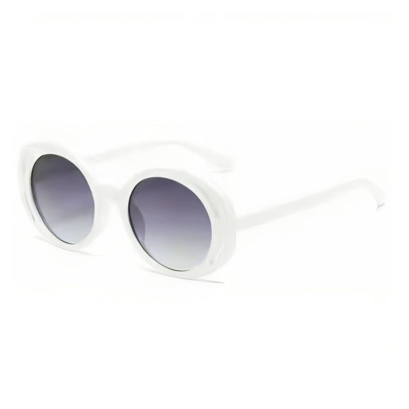 Dame Ovalformet Designer-solbrille med klassisk detalj Skanto