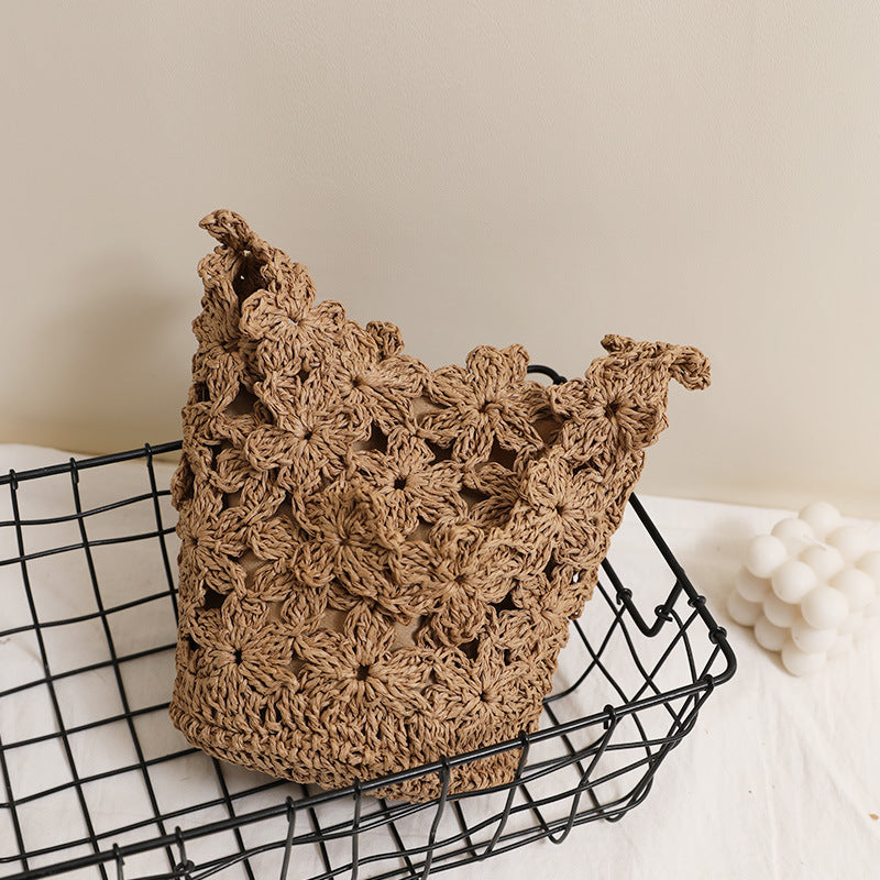 Handmade macrame bag in floral design Skanto