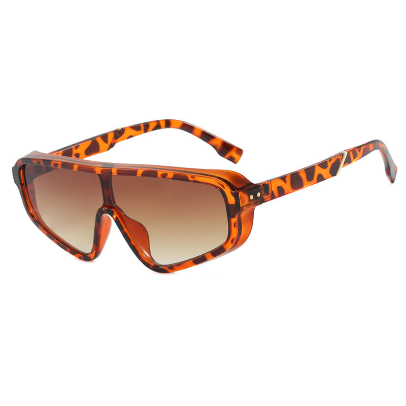 Women's Sports Sunglasses with Wide Field of Vision and UV Protection Skanto