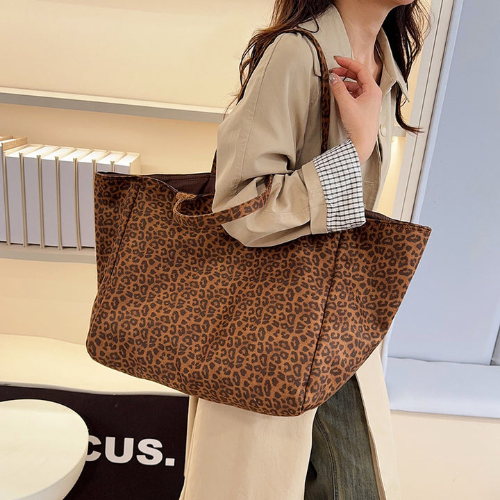 Elegant og praktisk bæreveske Skanto