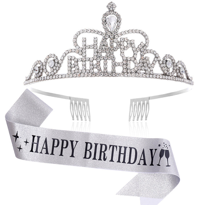 Dame Funkenkrone med "Happy Birthday" skrift Skanto