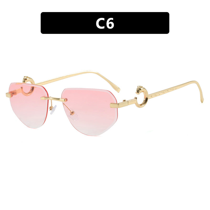 Women's trendy stylish sunglasses in modern design with filigree metal frame Skanto