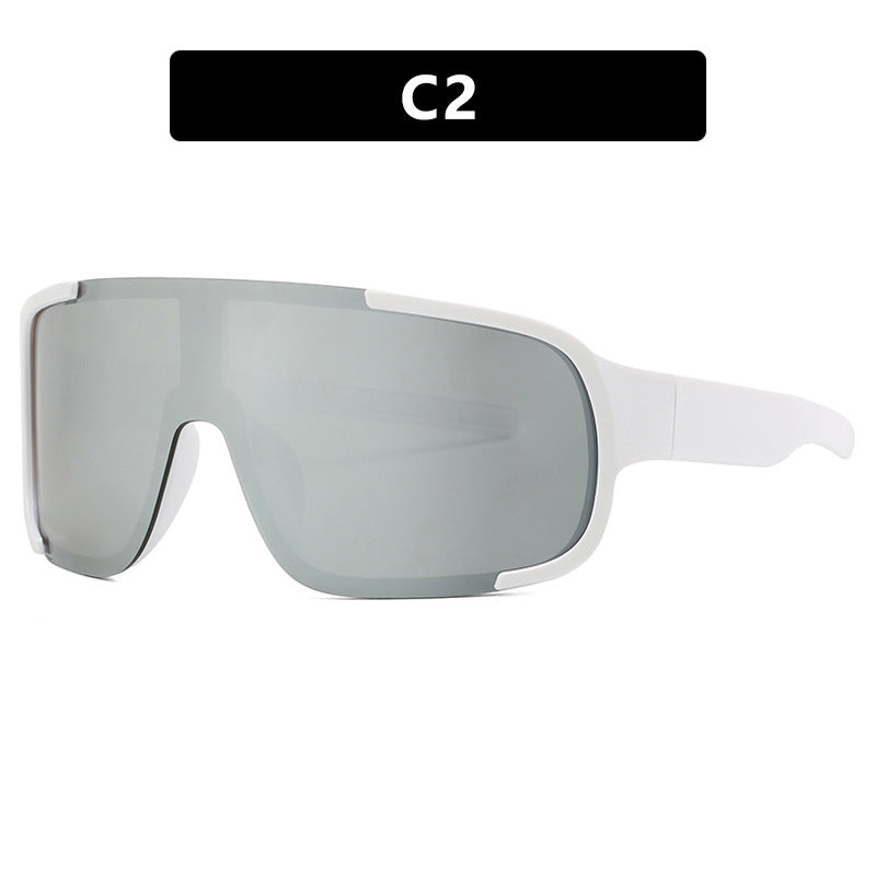 Women's sporty UV-protective sunglasses with a wide, aerodynamic shape Skanto