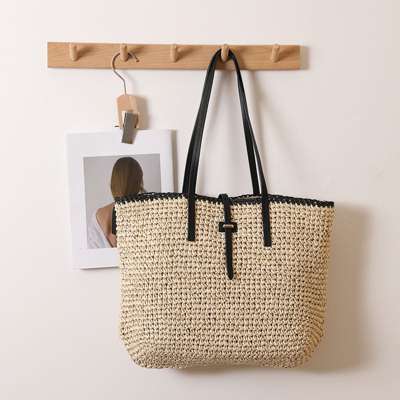 Stylish and Spacious Rattan Bag Skanto