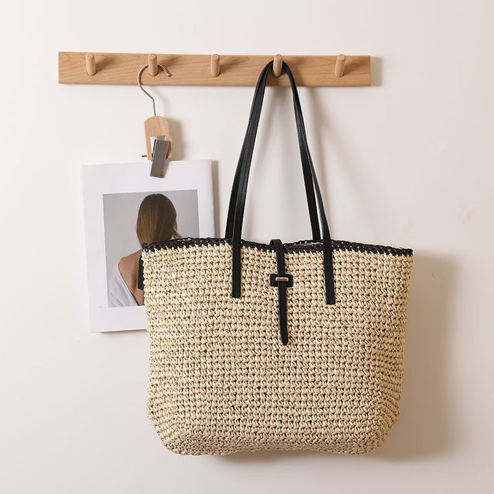 Stylish and Spacious Rattan Bag Skanto
