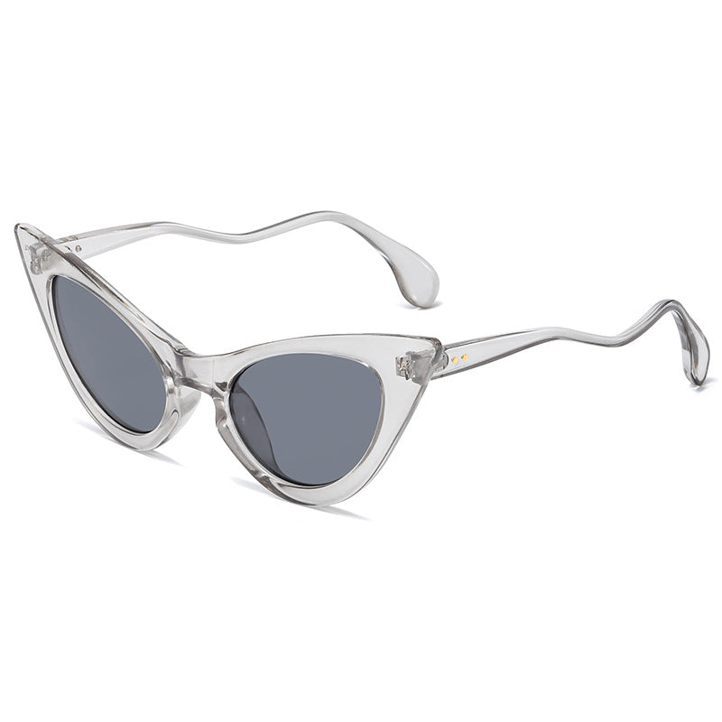 Dame Cat-Eye solbriller med speilte linser og elegant detalj Skanto