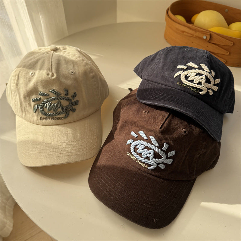 Kvinnebrodert baseballcap Skanto