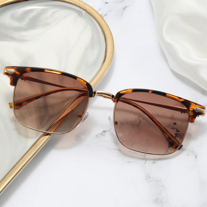 Dame Designer-solbrille med edel ramme Skanto