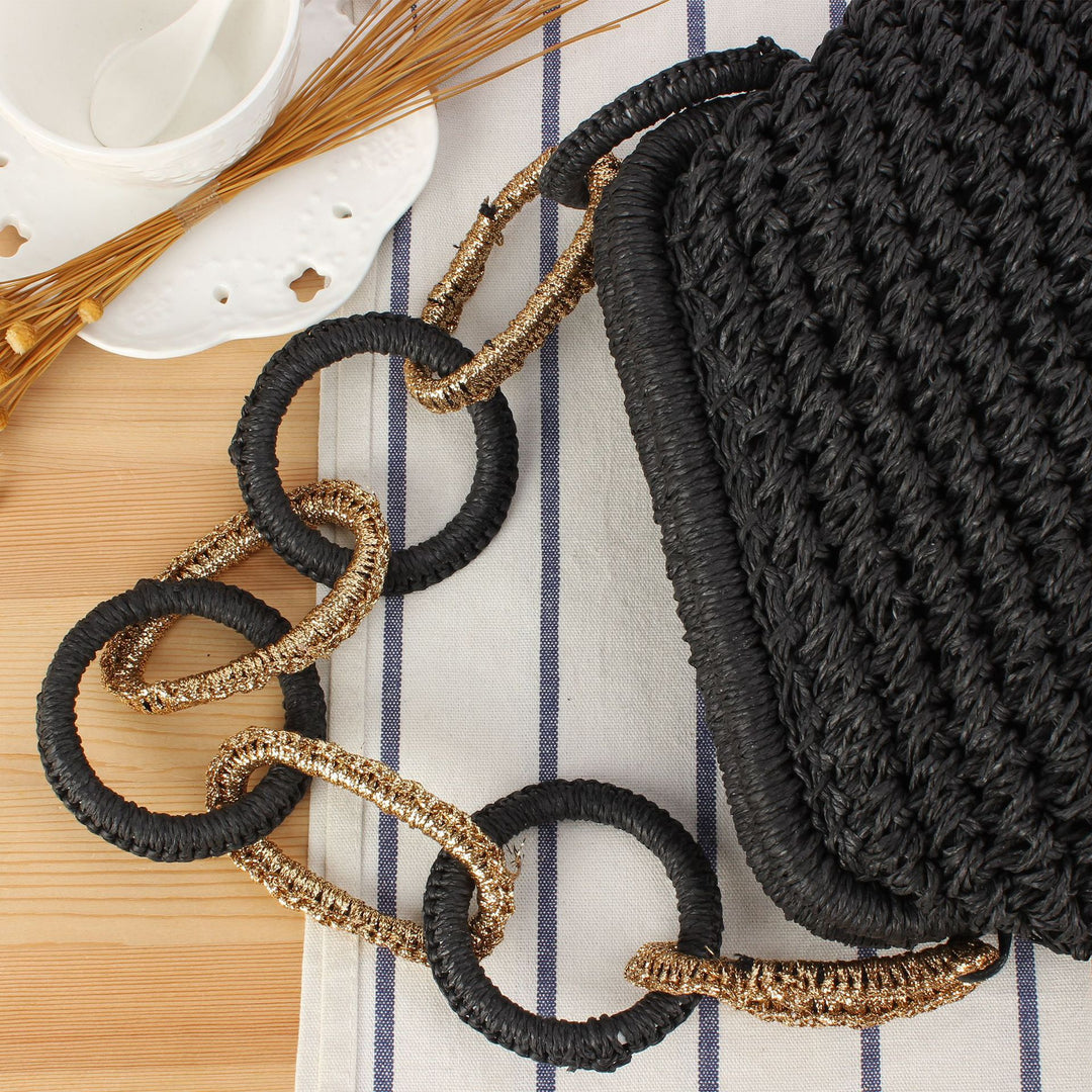 Handbag with unique chain handle Skanto