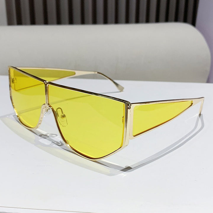 Men's Bold Statement Shield Sunglasses Skanto