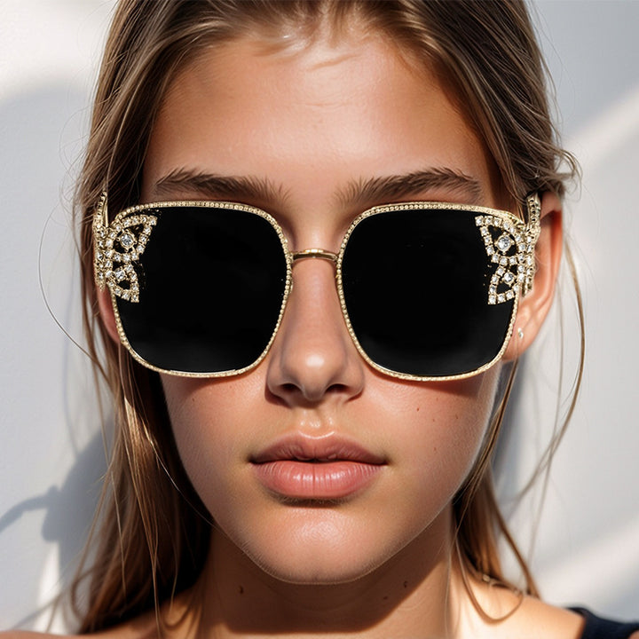 Women's extravagant glasses with sparkling details Skanto