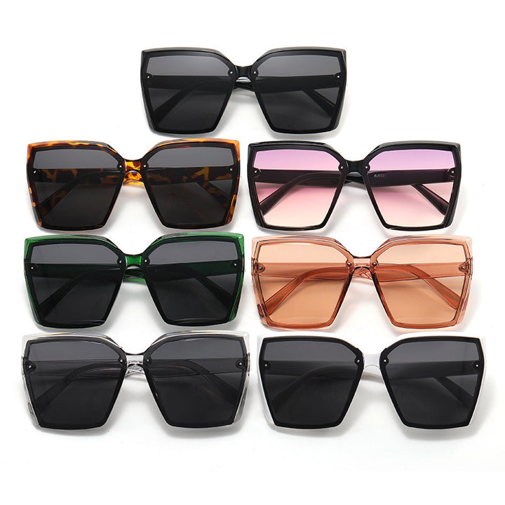 Damer Oversized Solbrille med moderne skilpaddedesign Skanto