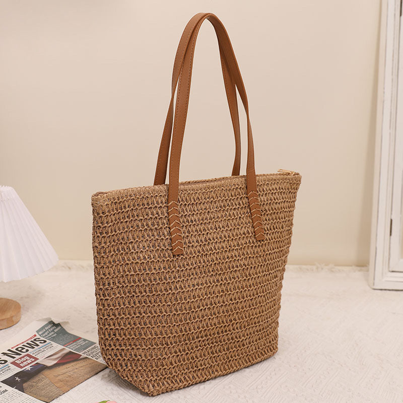 Giant tote bag made of braided raffia with leather handles Skanto