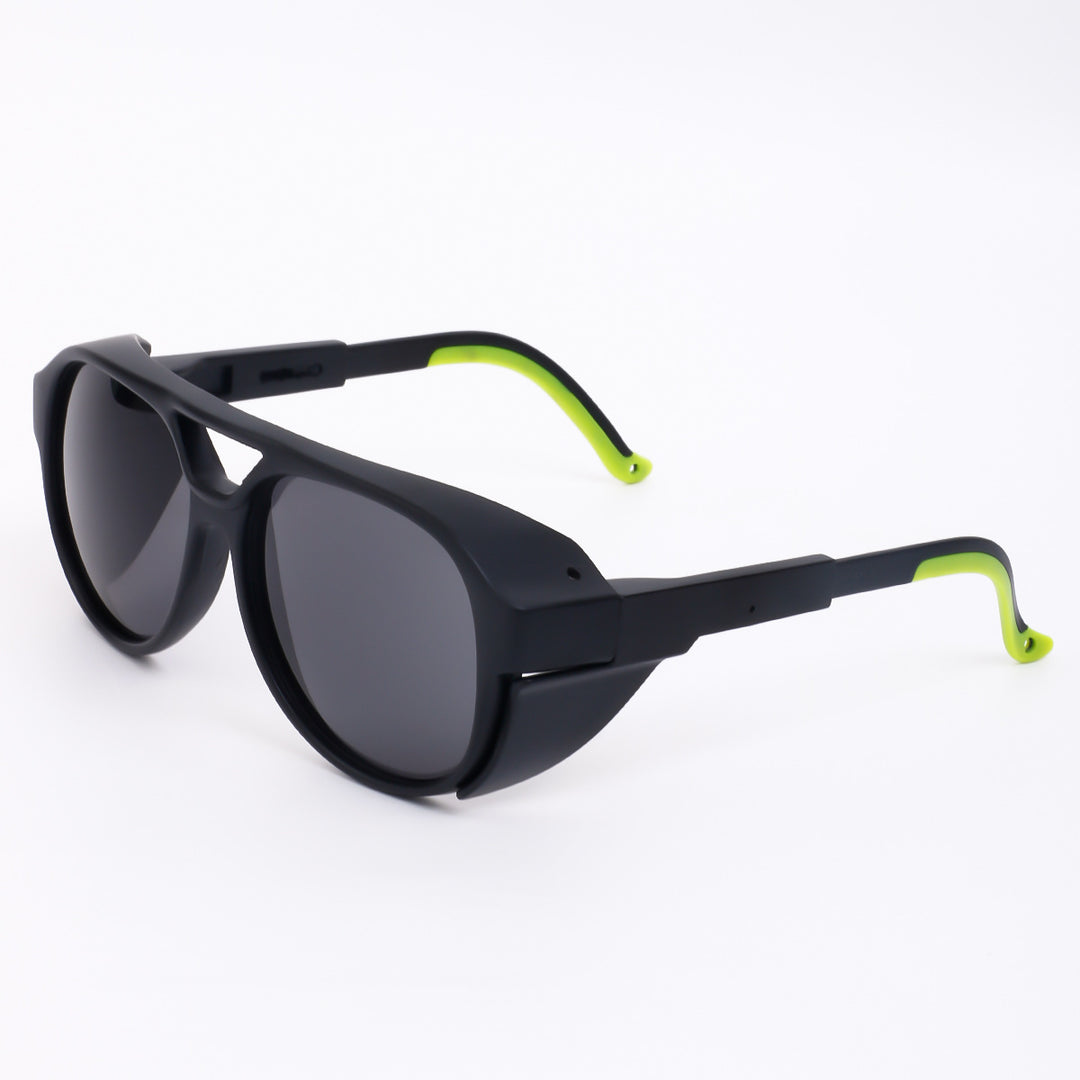 Dame oversized solbriller i geometrisk design med robust ramme og polarisert glass Skanto