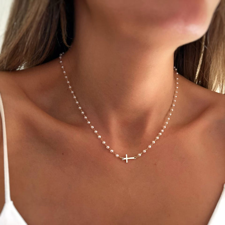 Skanto | Delikat Fuskperle Kross Stasjon Choker Halskjede