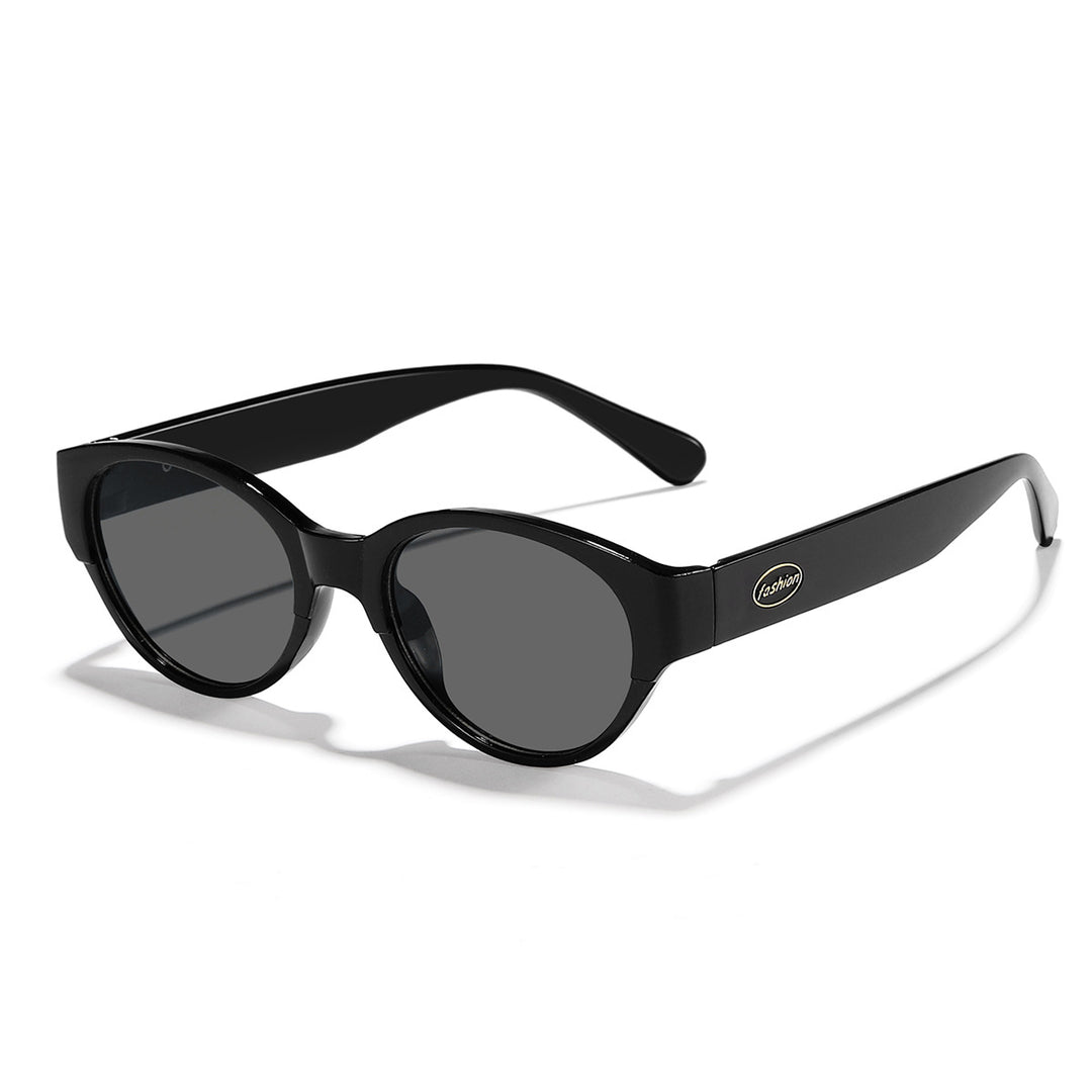 Dame moteriktig solbrille med transparent ramme og ergonomisk design Skanto