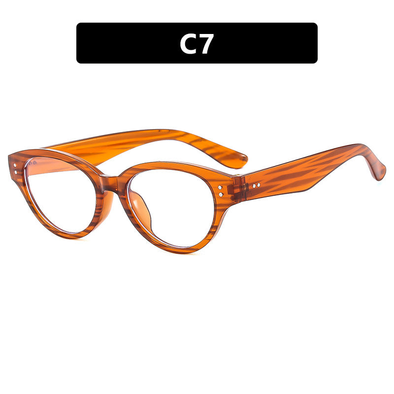 Dame Cat-Eye solbriller med robust ramme og polarisert glass Skanto