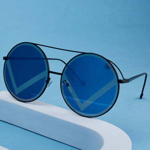 Kvinnelige fashionable runde solbriller Skanto