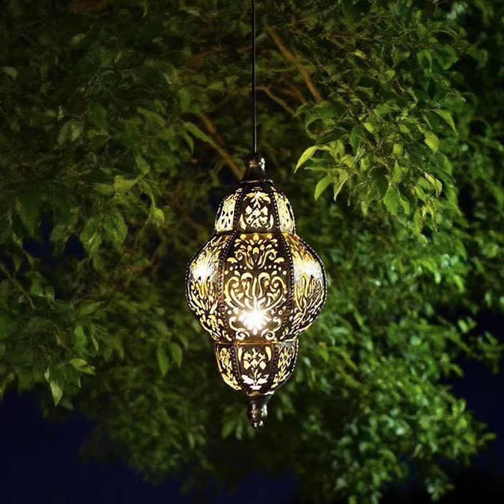 Utsmykket filigree hengende projeksjonslampe med justerbar ledning og LED-kompatibel sokkel Skanto