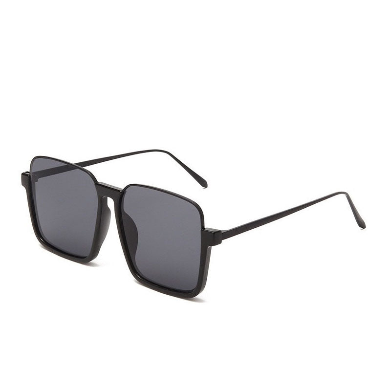 Dame Modische Quadrat Solbrille med høykvalitets UV-beskyttelse Skanto
