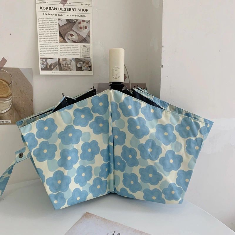 Damen Sammenleggbart paraply med blomsterdesign Skanto