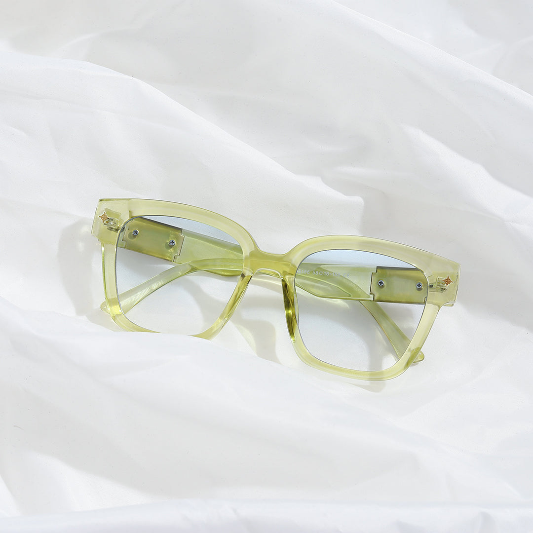 Dame moteriktig firkantet solbrille med gjennomsiktig ramme Skanto