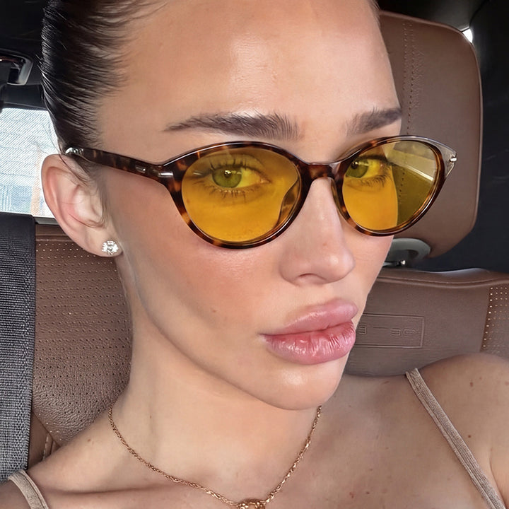 Women's Designer Glasses in Stylish Cat-Eye Design Skanto