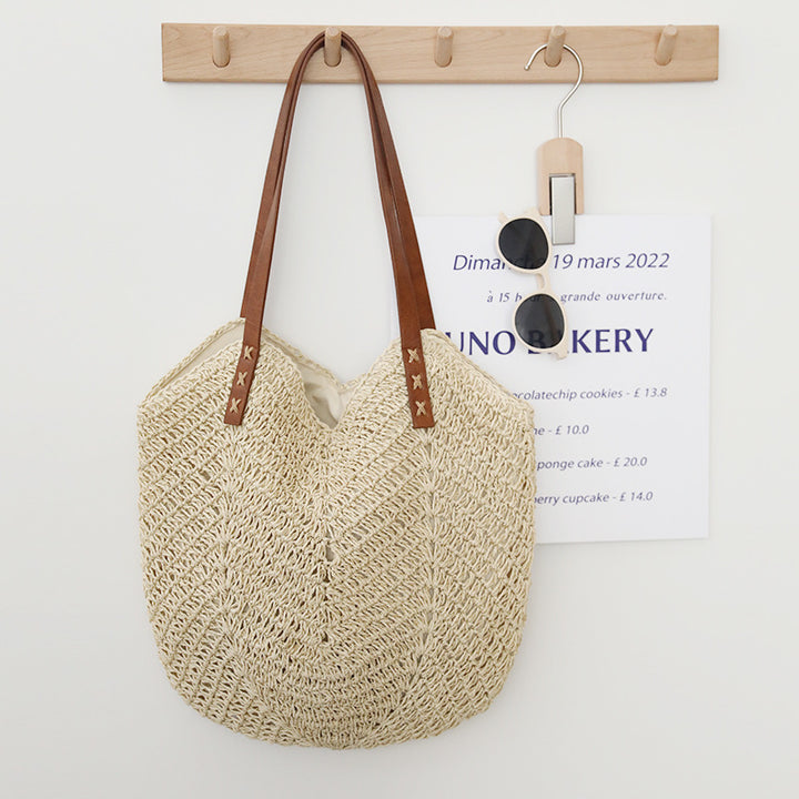 Braided basket bag with sturdy leather handles Skanto