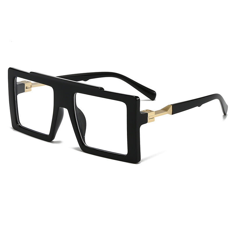 Dame moteriktig solbrille med rektangulær ramme Skanto