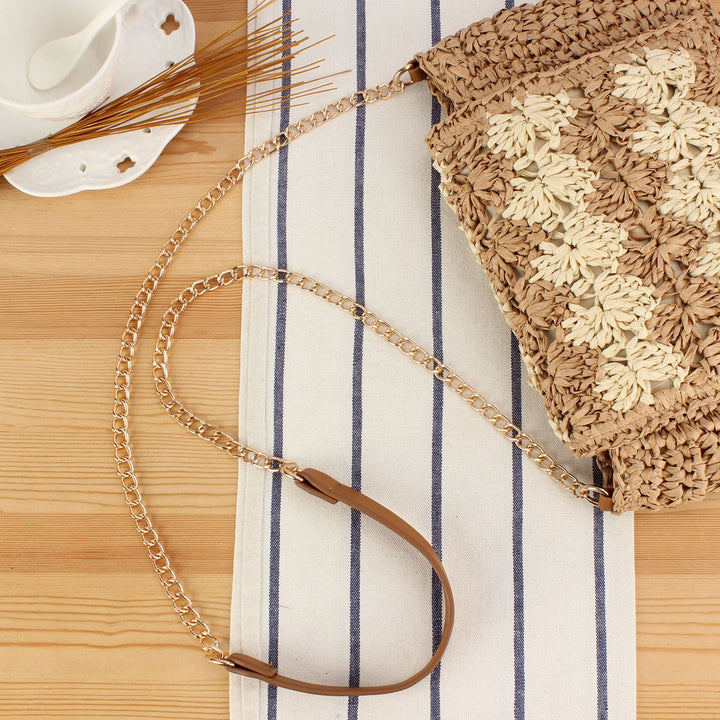 Shoulder bag made of handmade braided natural material with elegant closure Skanto