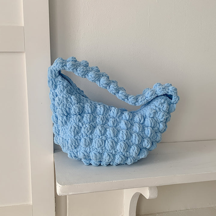 Handmade bag with textured design Skanto