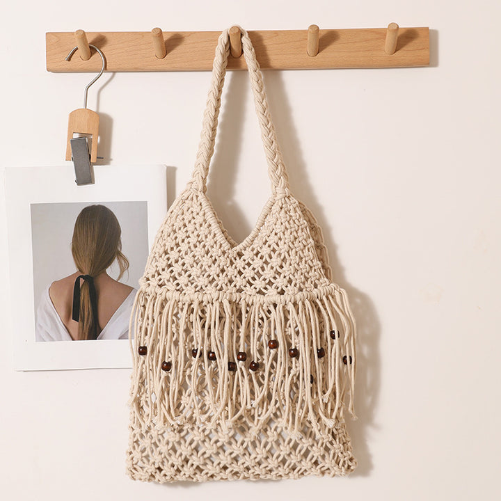 Crocheted beach bag with fringe details Skanto