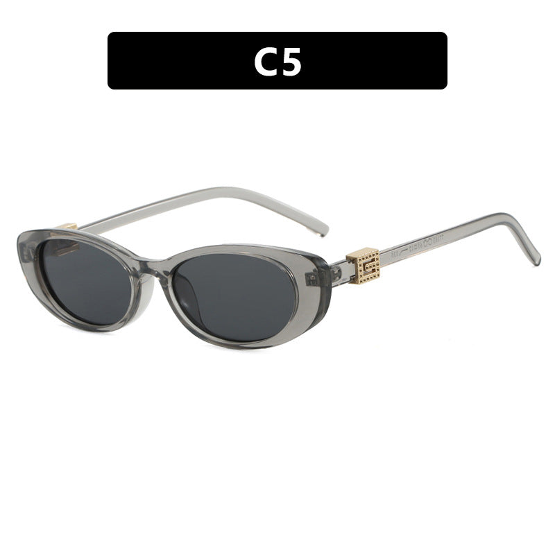 Women's Elegant Cat-Eye Sunglasses with Fine Accents Skanto